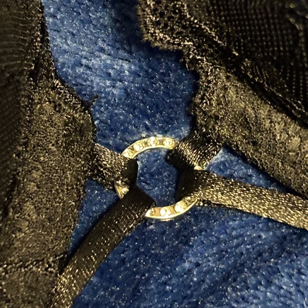 LA SENZA Lace Padded Bra - Picture 9 of 9